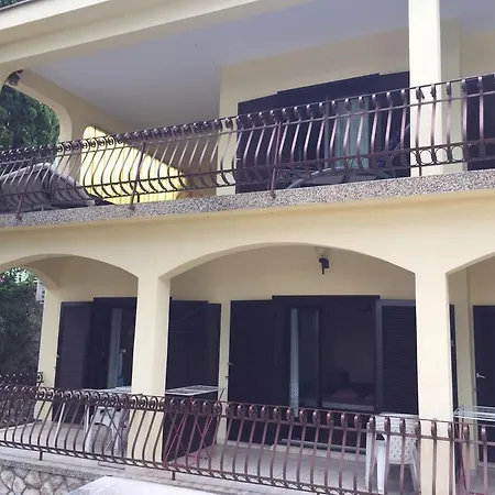 Guest house Galimar 3*